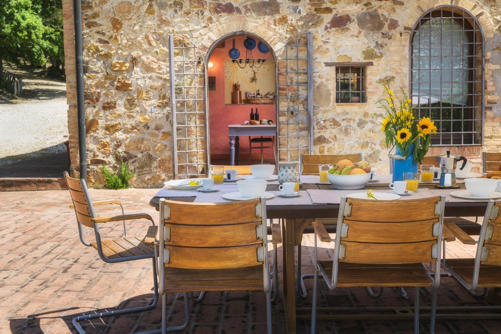 Radicondoli Borghetto Poggio Biancoヴィラ 部屋 写真