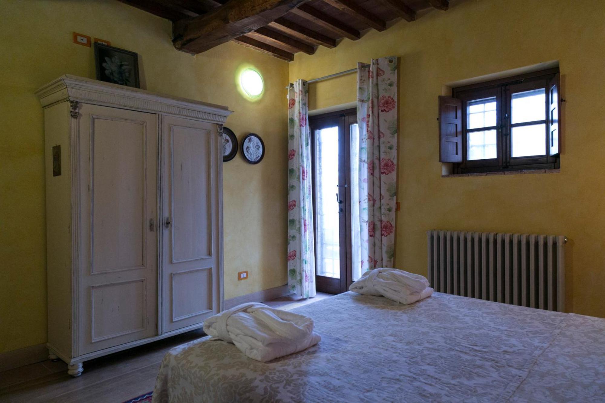 Radicondoli Borghetto Poggio Biancoヴィラ 部屋 写真